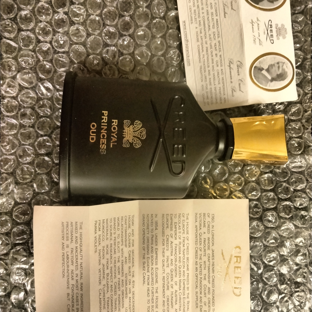 Creed Royal Princess Oud with Black and Gold Design